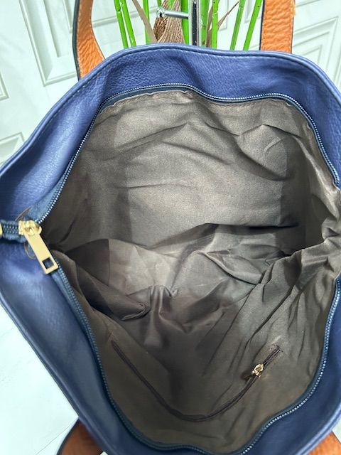 Tote Navy