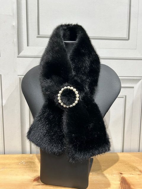 COLLAR BLACK