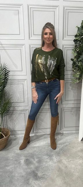 Lily khaki