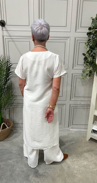 Paros white