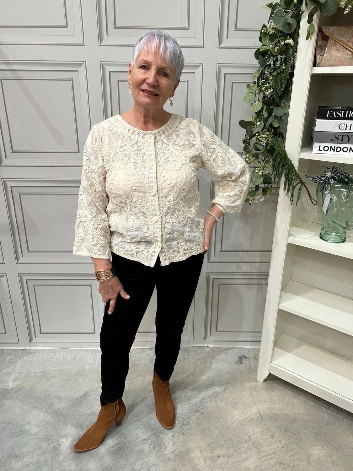 Calista Beige