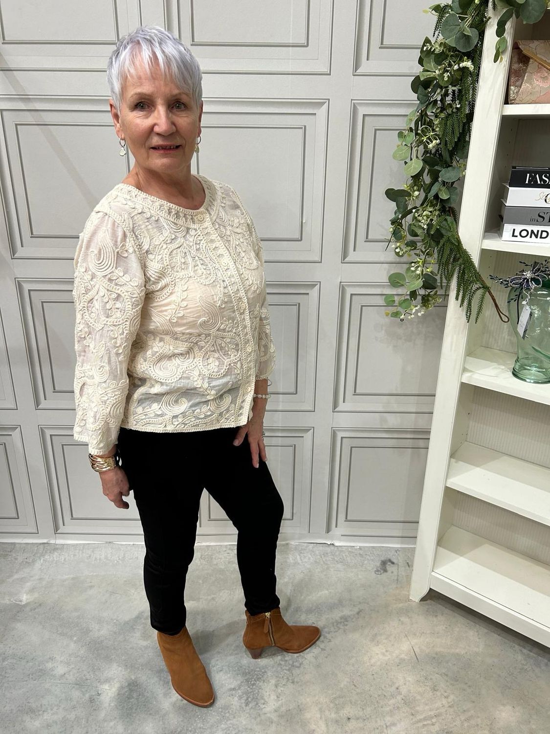 Calista Beige