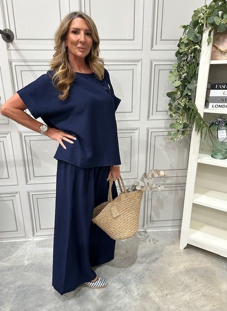 Louise navy