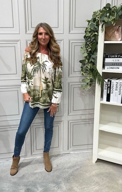 Palm khaki