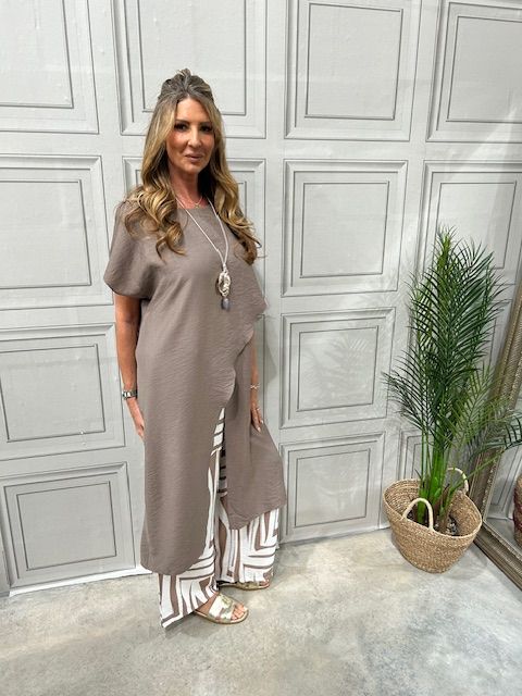 Bella taupe