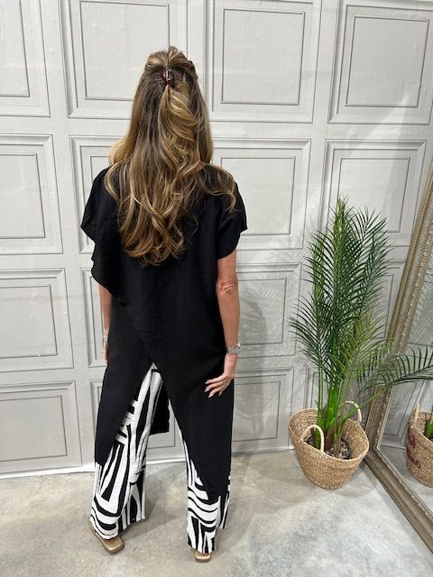 Bella black