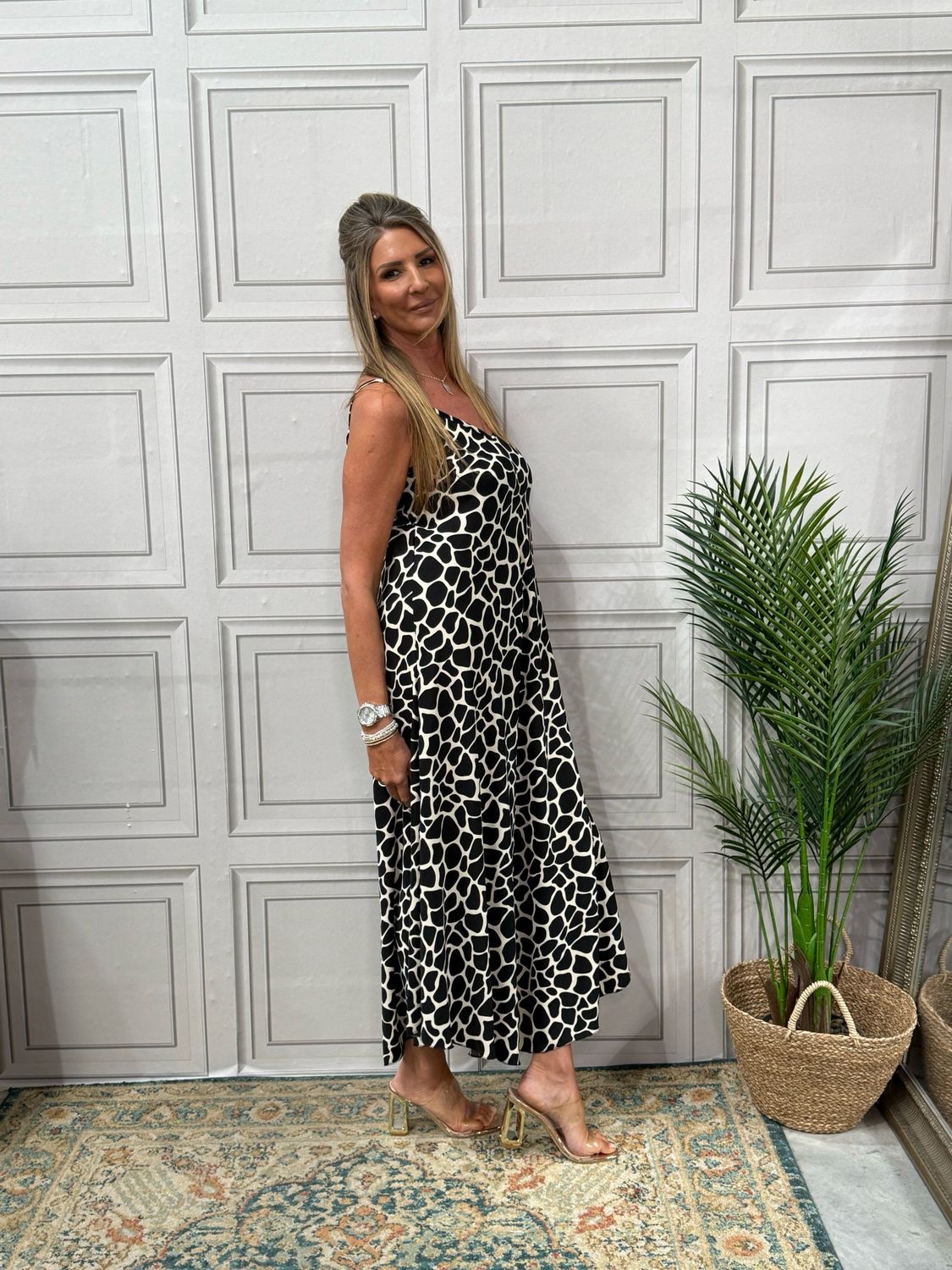 Aubrey Giraffe Print