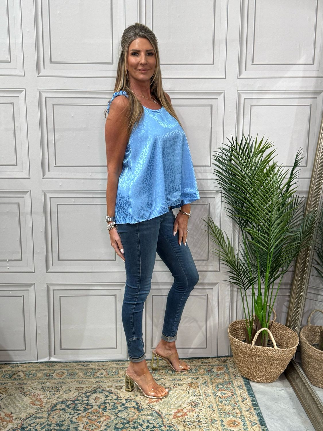 Isla Baby Blue