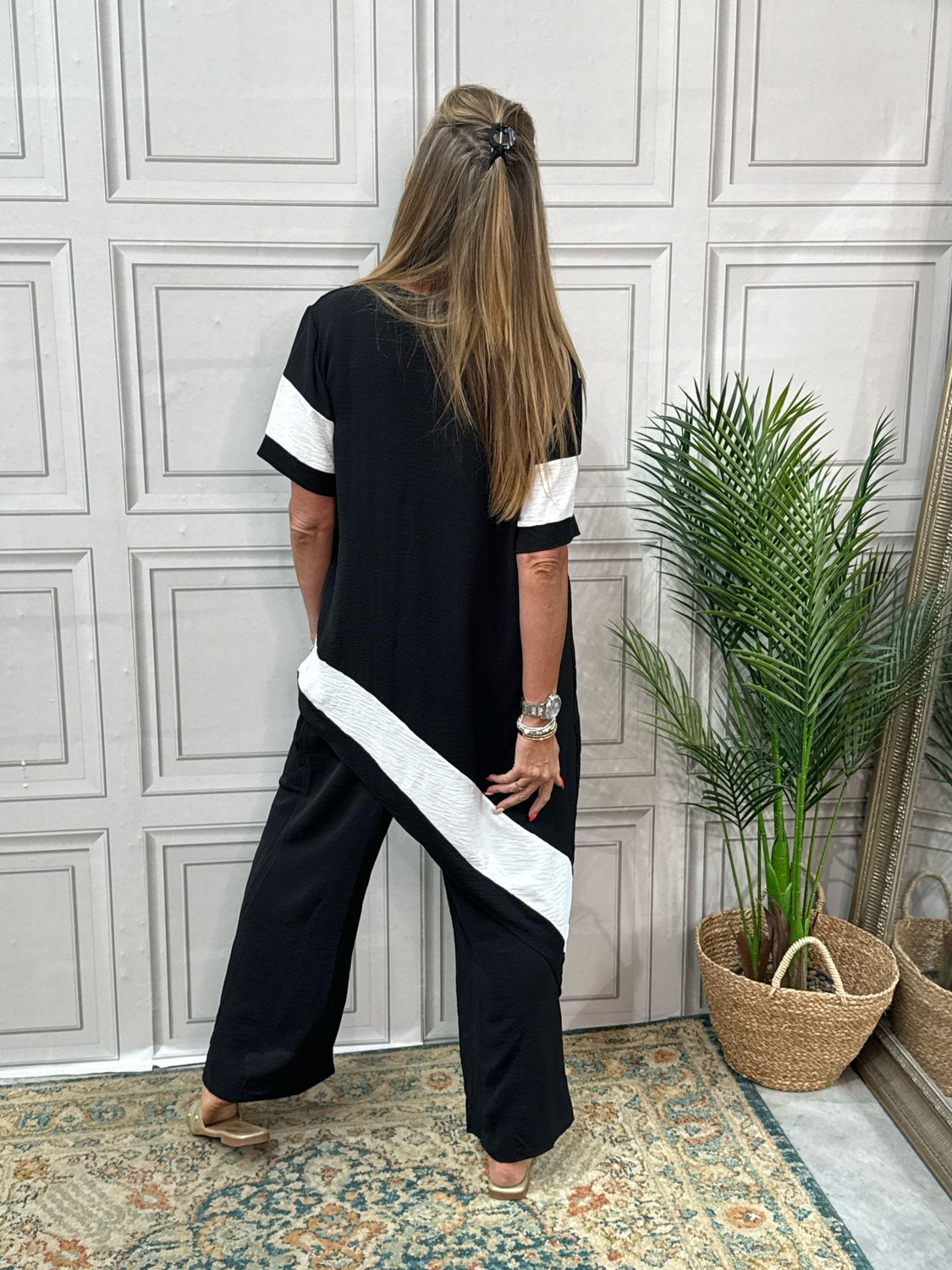 Aruba Black