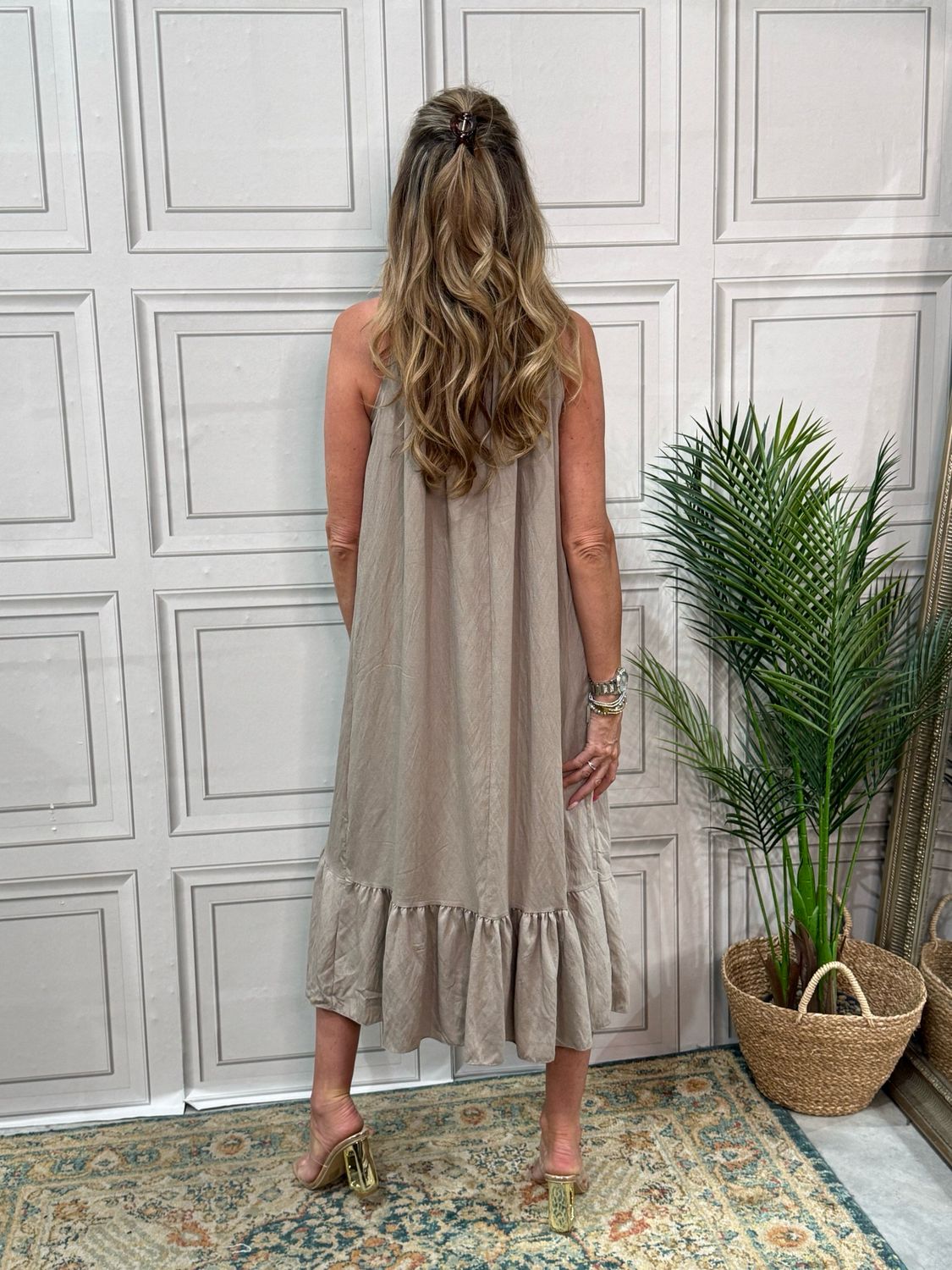 Freya Taupe