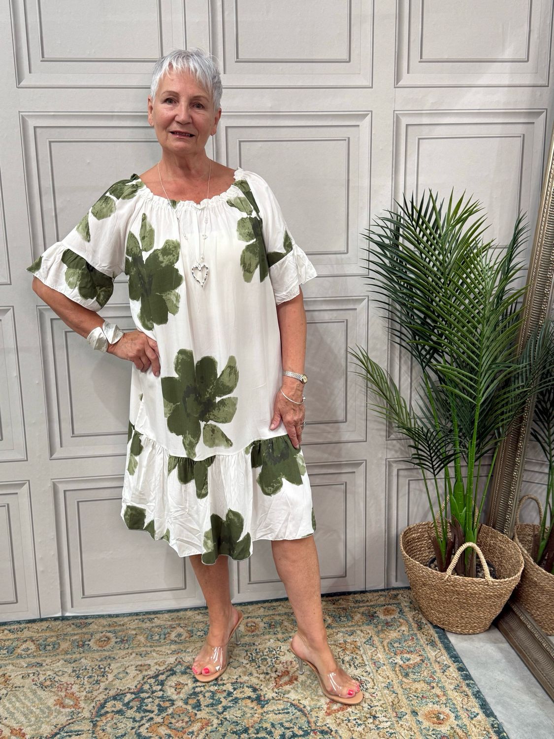 Lea Khaki White