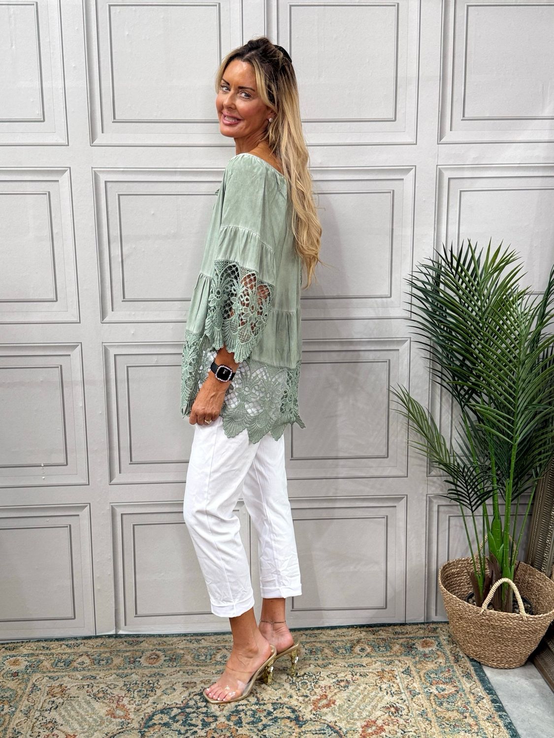 Barbs Khaki