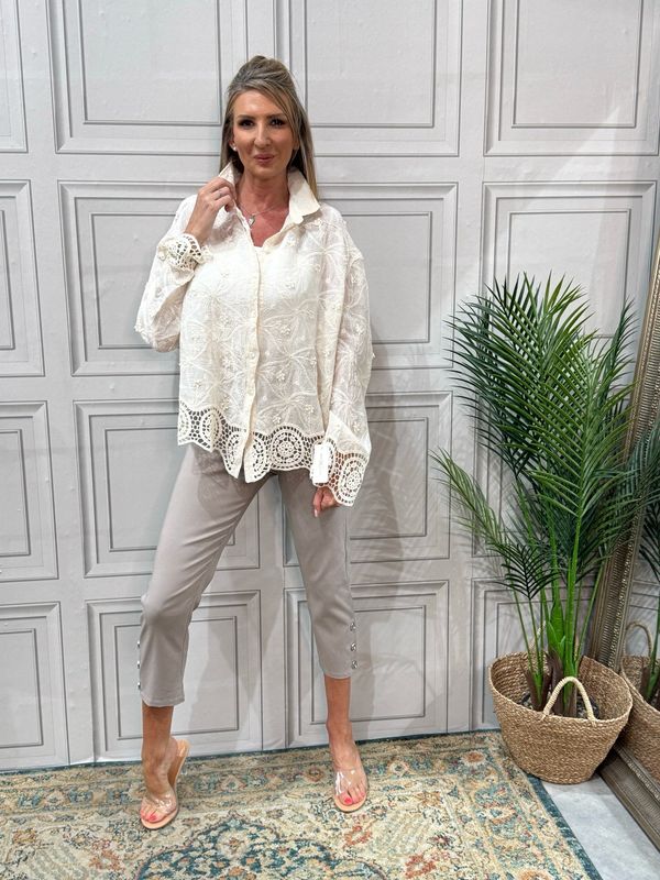 Annette Beige