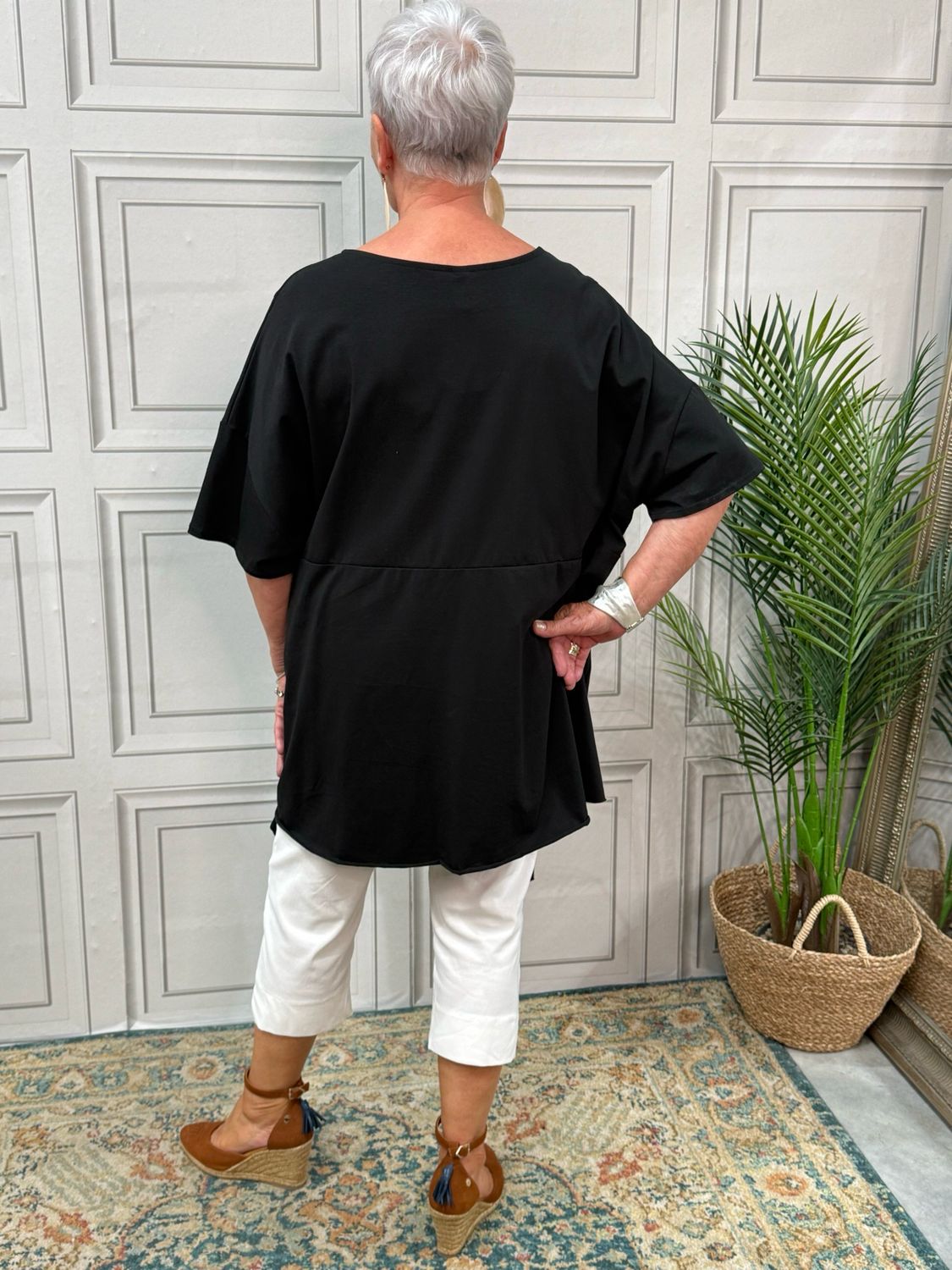 Flare Black