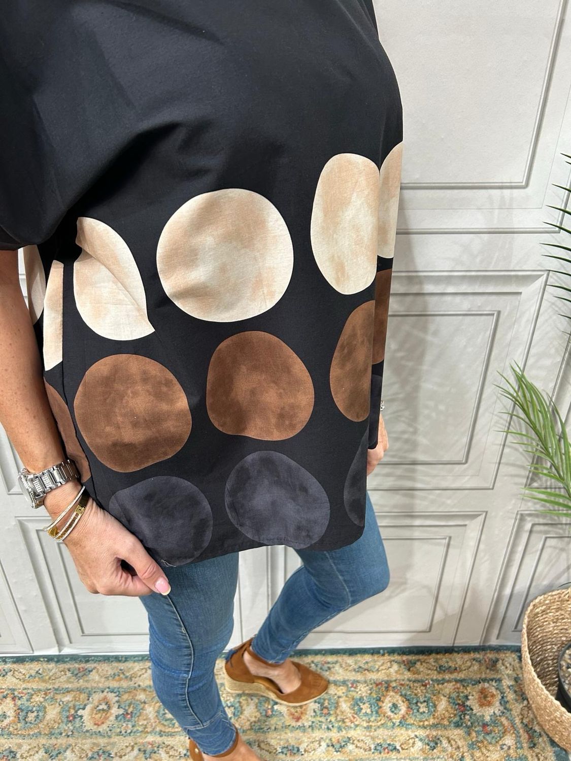 Retro Dot Black