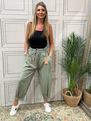 Freya Khaki