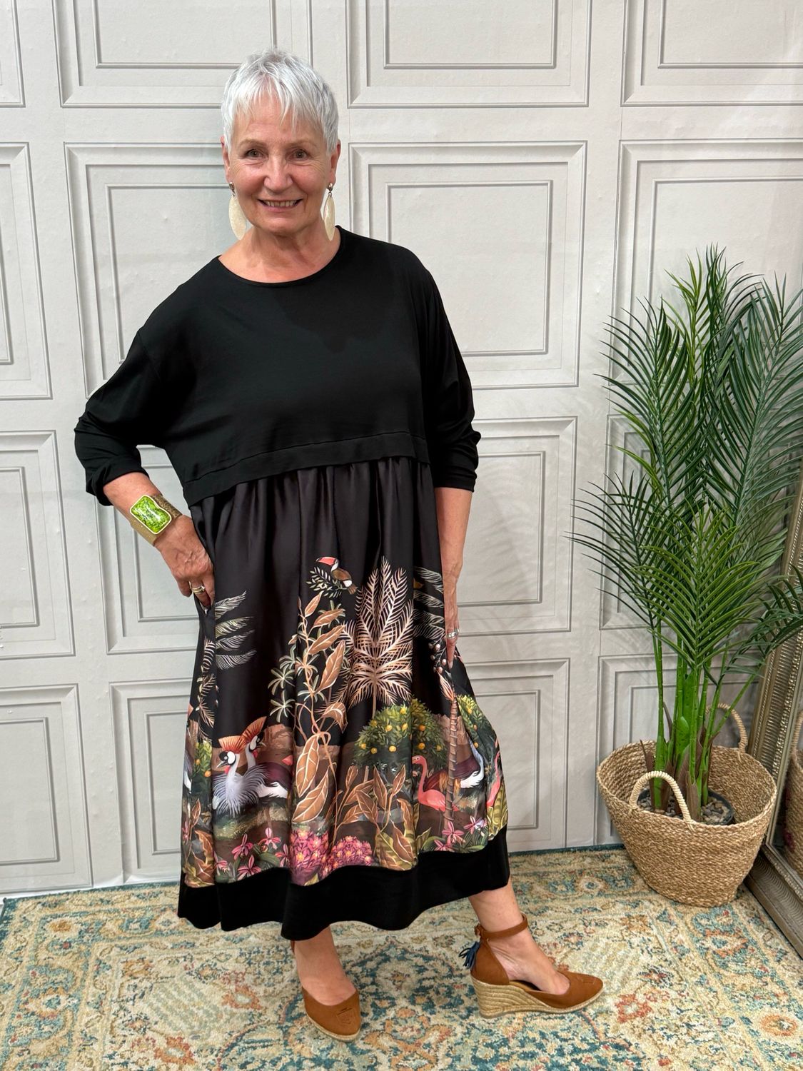 Elaine Tropical
