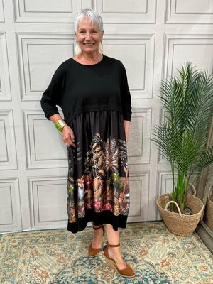 Elaine Tropical