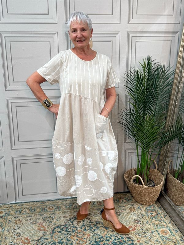 Delphine Beige