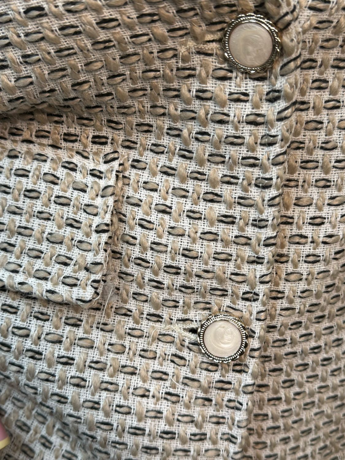 Renata Beige