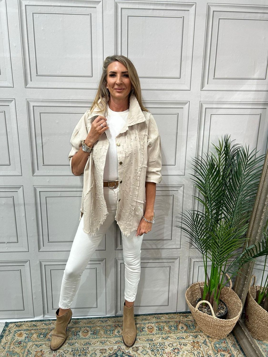 Nia Beige