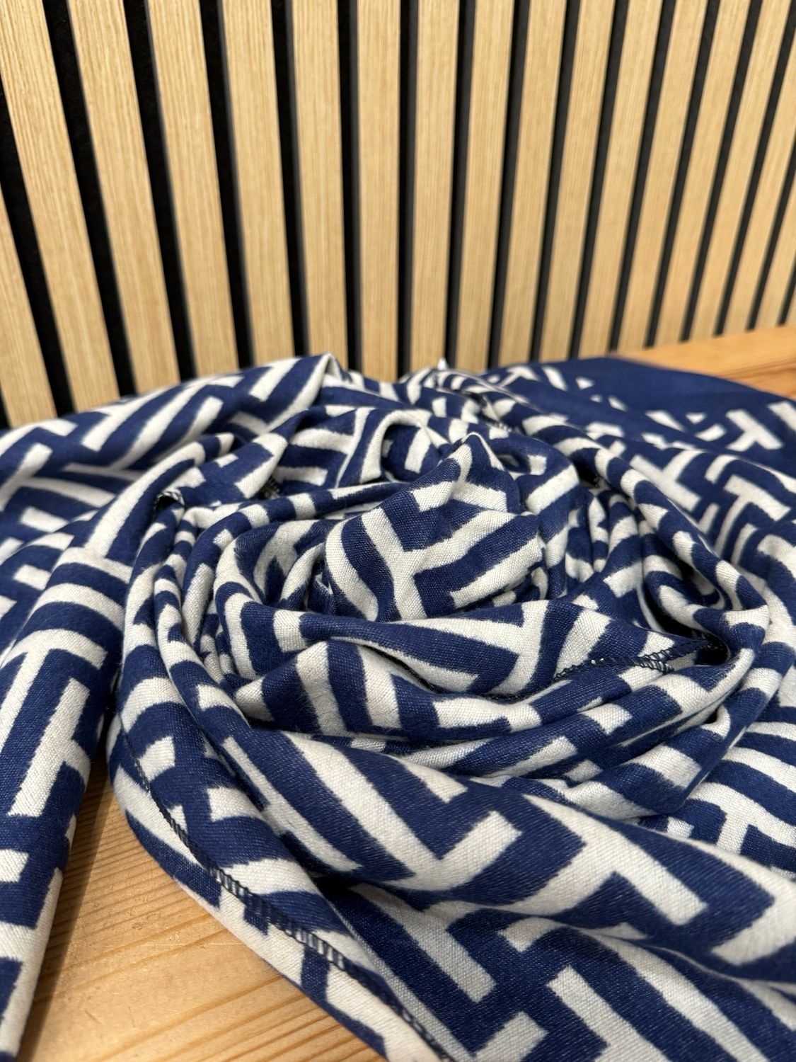 Reversible Navy &amp; Cream Geometric Scarf