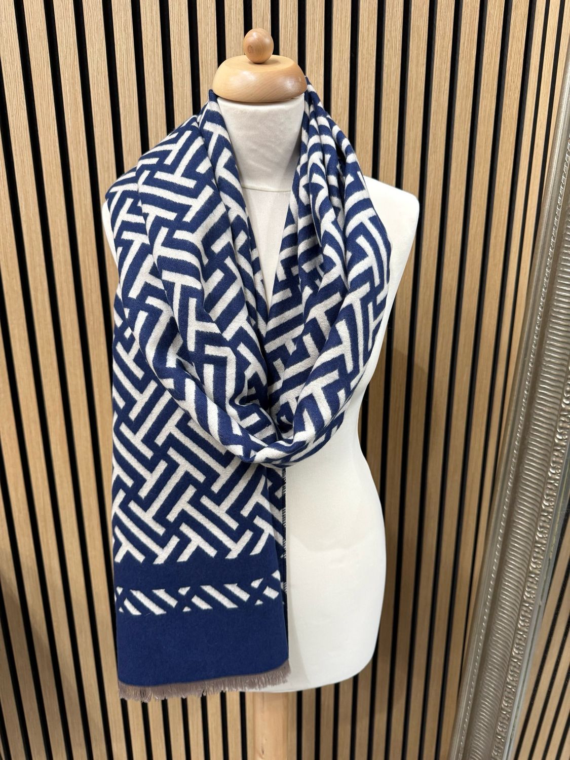 Reversible Navy &amp; Cream Geometric Scarf