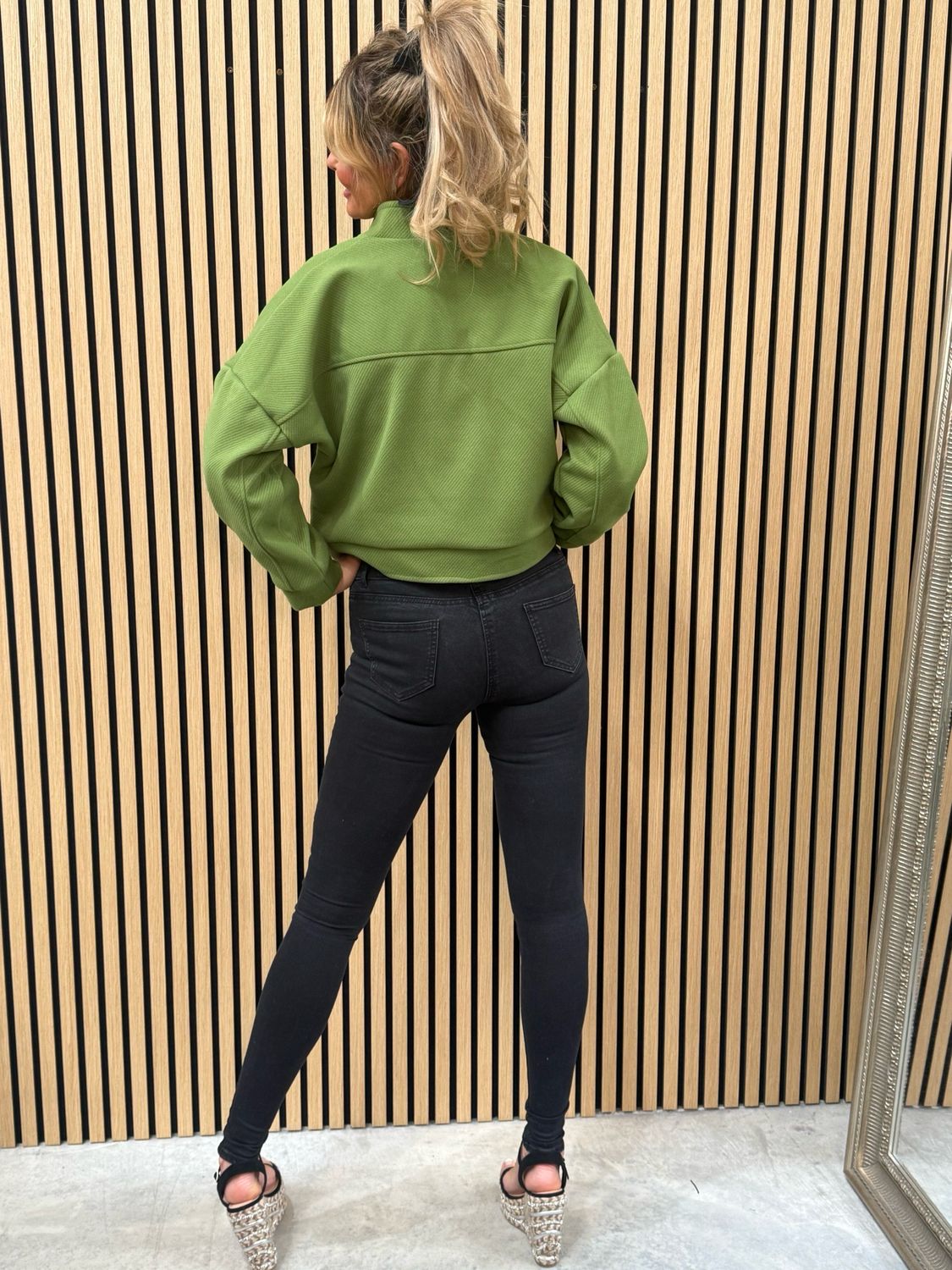 Aurelia Cropped Jacket Green
