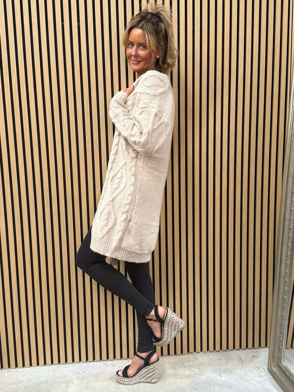 Cosy Knit Cardigan Beige