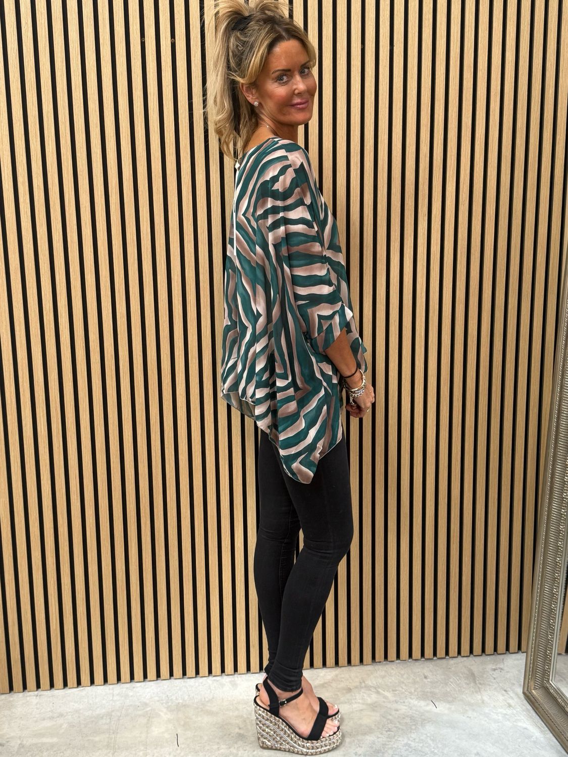 Serafina Flowing Layered Batwing Top Green &amp; Taupe