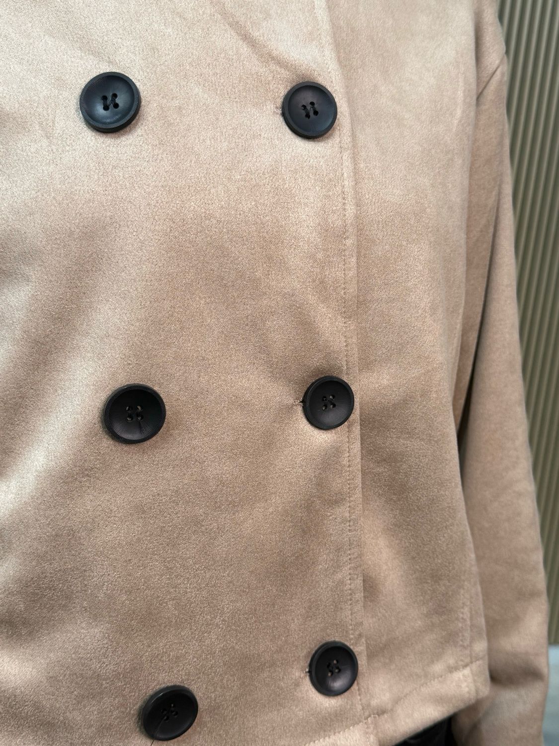 Harper - Double Breasted Cropped Jacket Beige