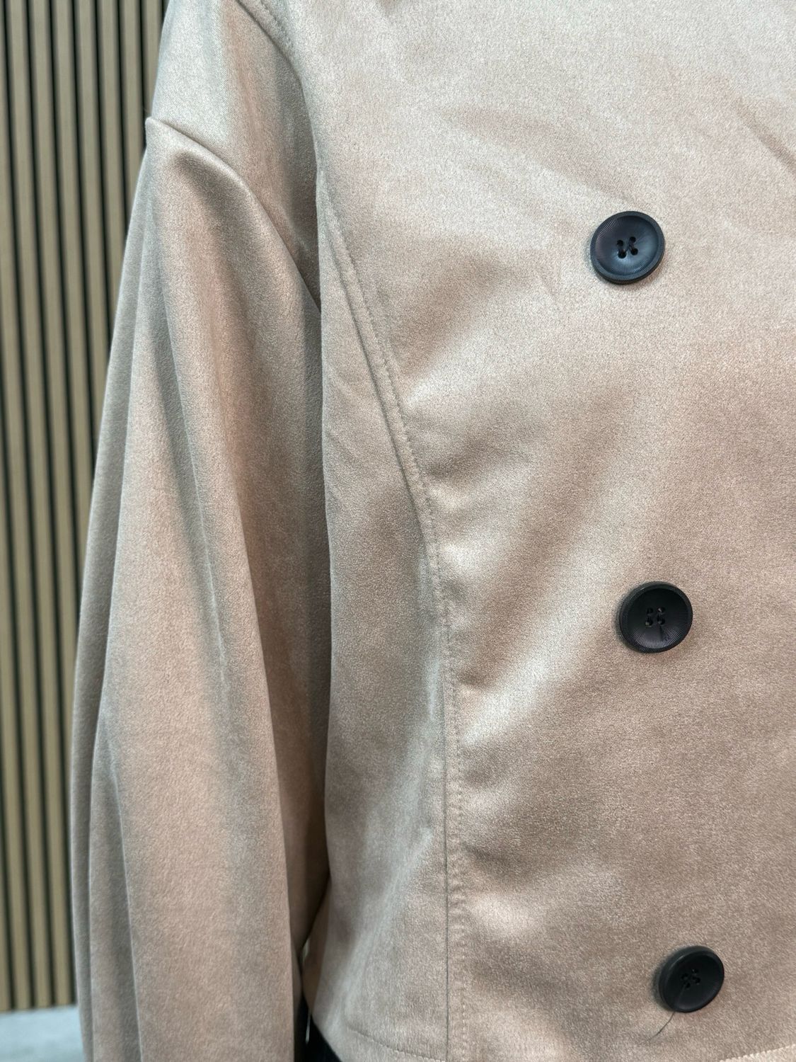 Harper - Double Breasted Cropped Jacket Beige