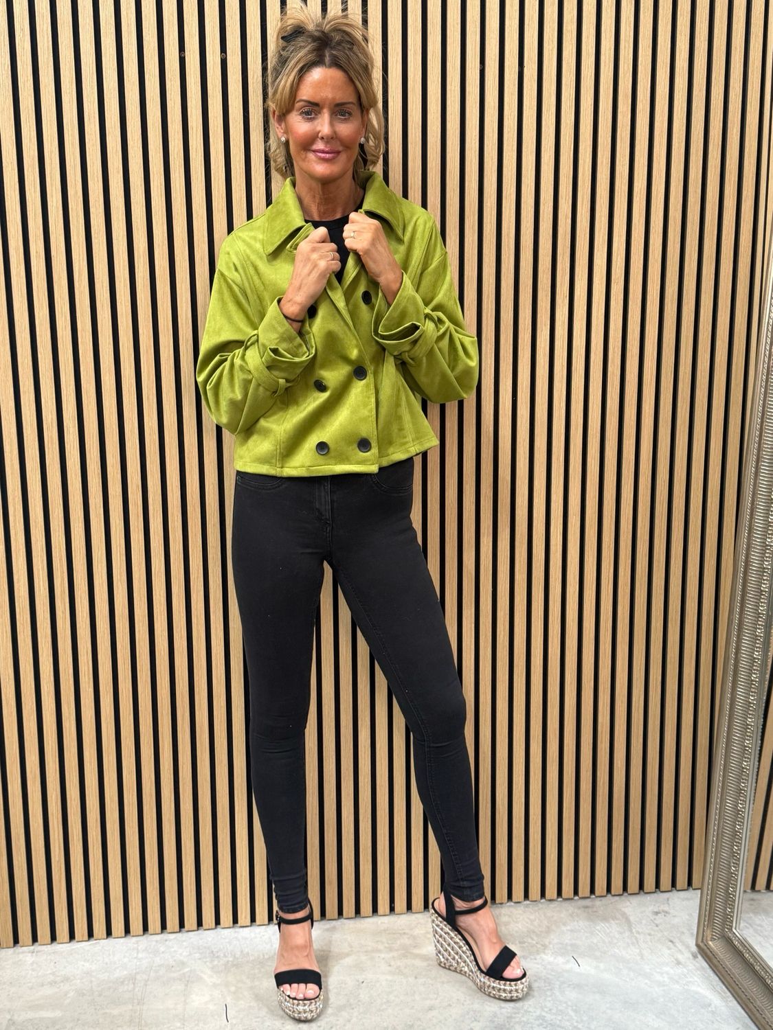 Harper - Double Breasted Cropped Jacket Lime