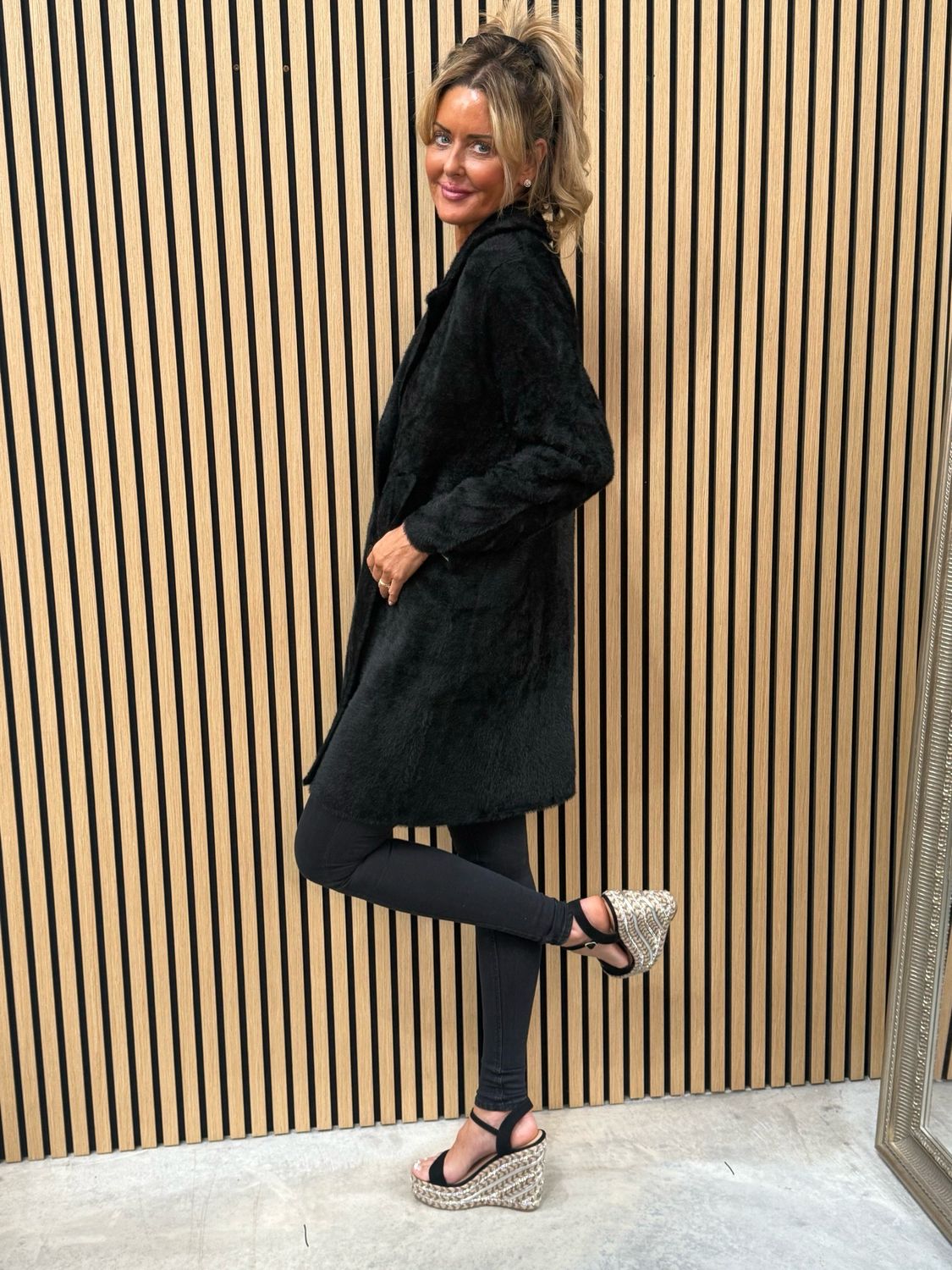 Velora - Teddy Double Breasted Coat Black