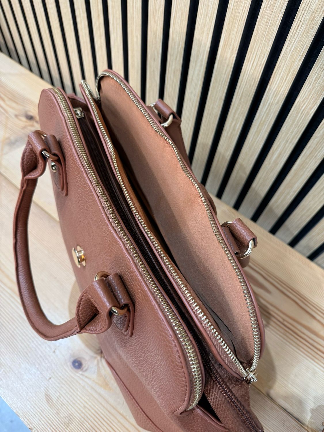 Zathira - Classic Tan Handbag