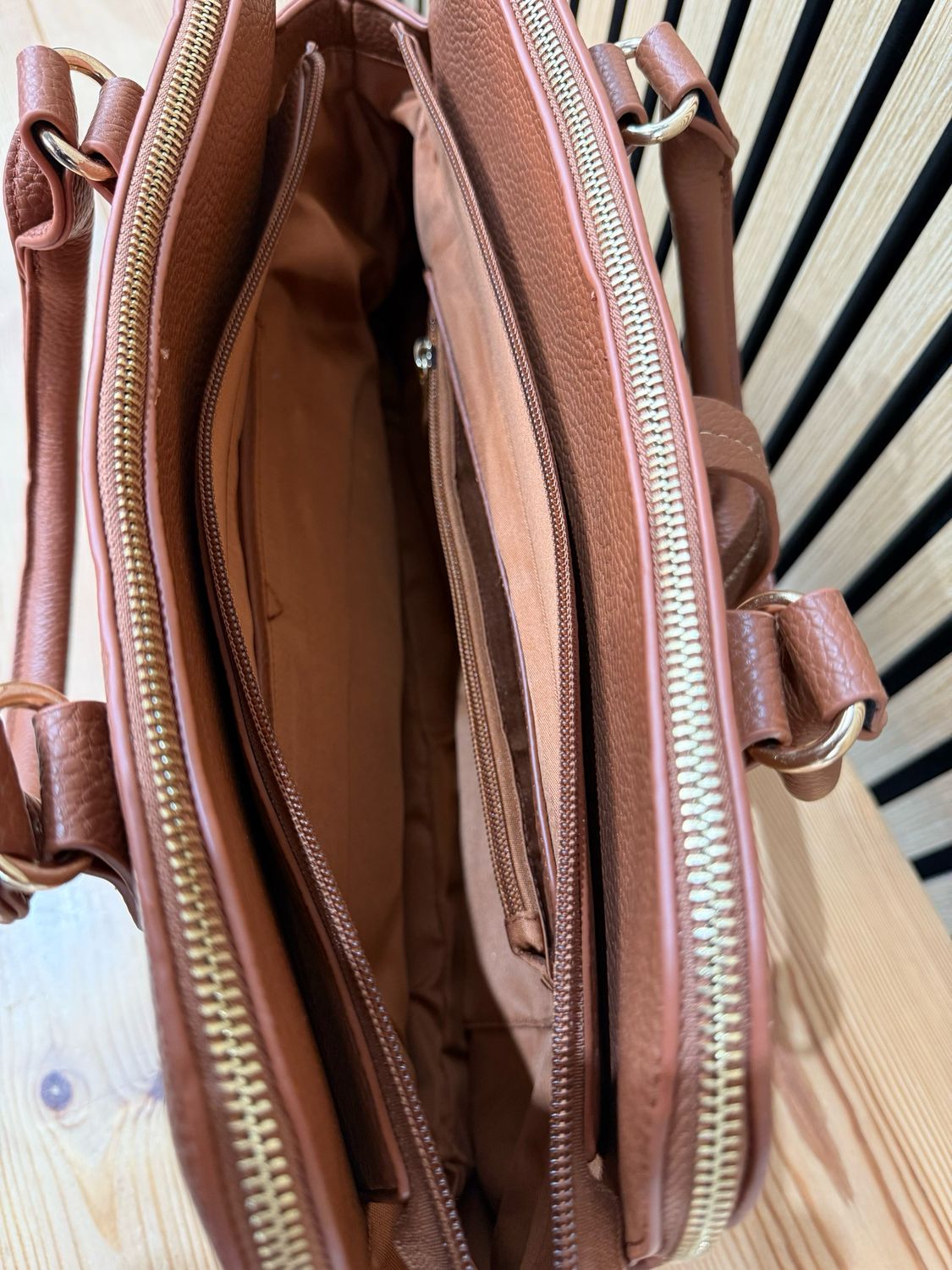 Zathira - Classic Tan Handbag