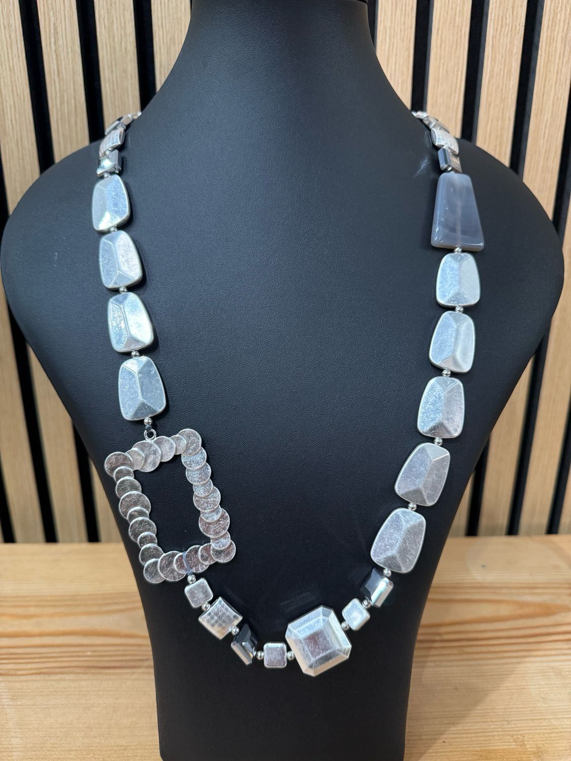 Maeve - Geometric Necklace Silver &amp; Grey
