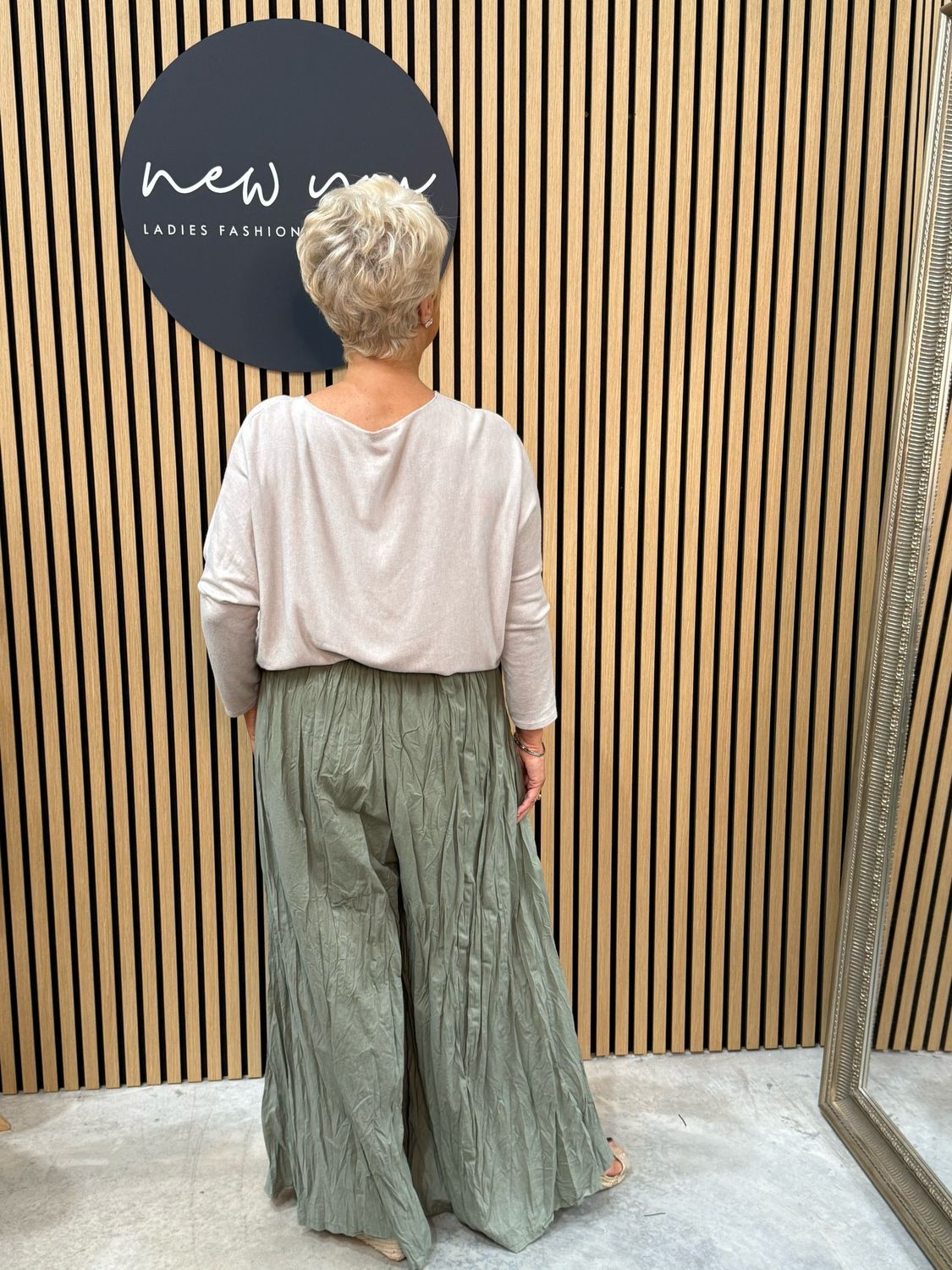 Portofino - Wide Let Ruffle Trousers Khaki