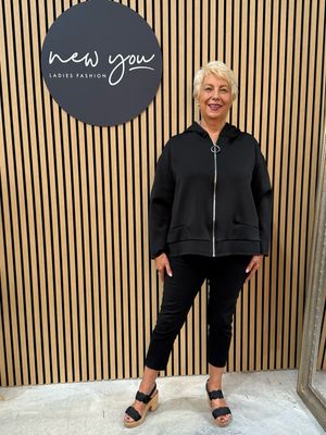Pippa - Relaxed Zip Hoodie Black