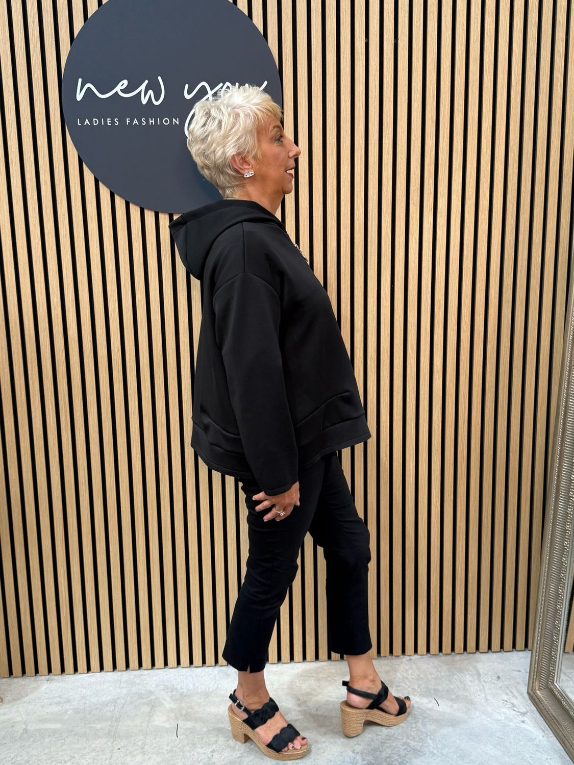 Pippa - Relaxed Zip Hoodie Black
