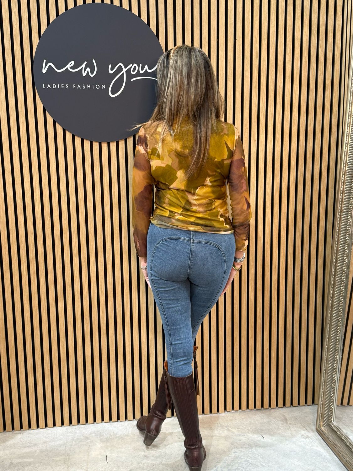 Abstract Print Mesh Top Mustard