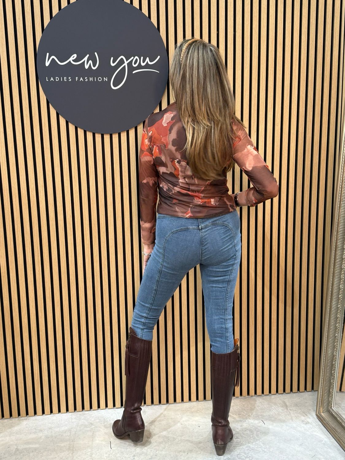 Abstract Print Mesh Top Rust