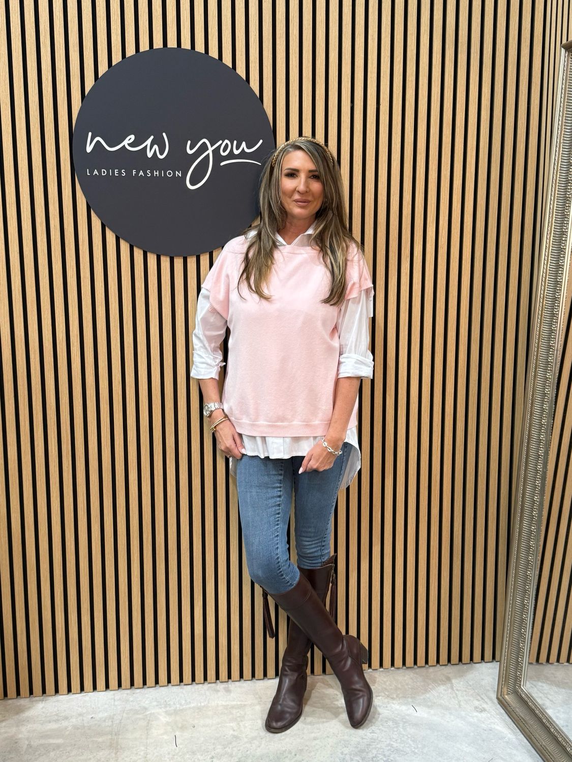 Button Back Knit Vest - Pink