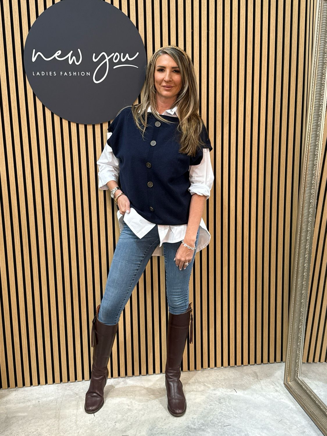Button Back Knit Vest - Navy