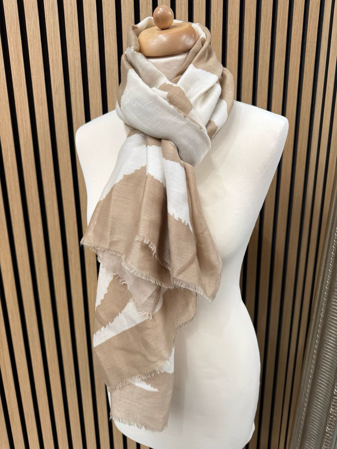 Abstract Scarf - Beige &amp; White
