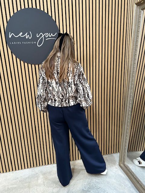 Splash navy