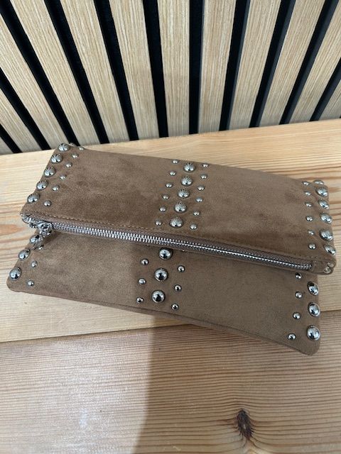Stud clutch Taupe