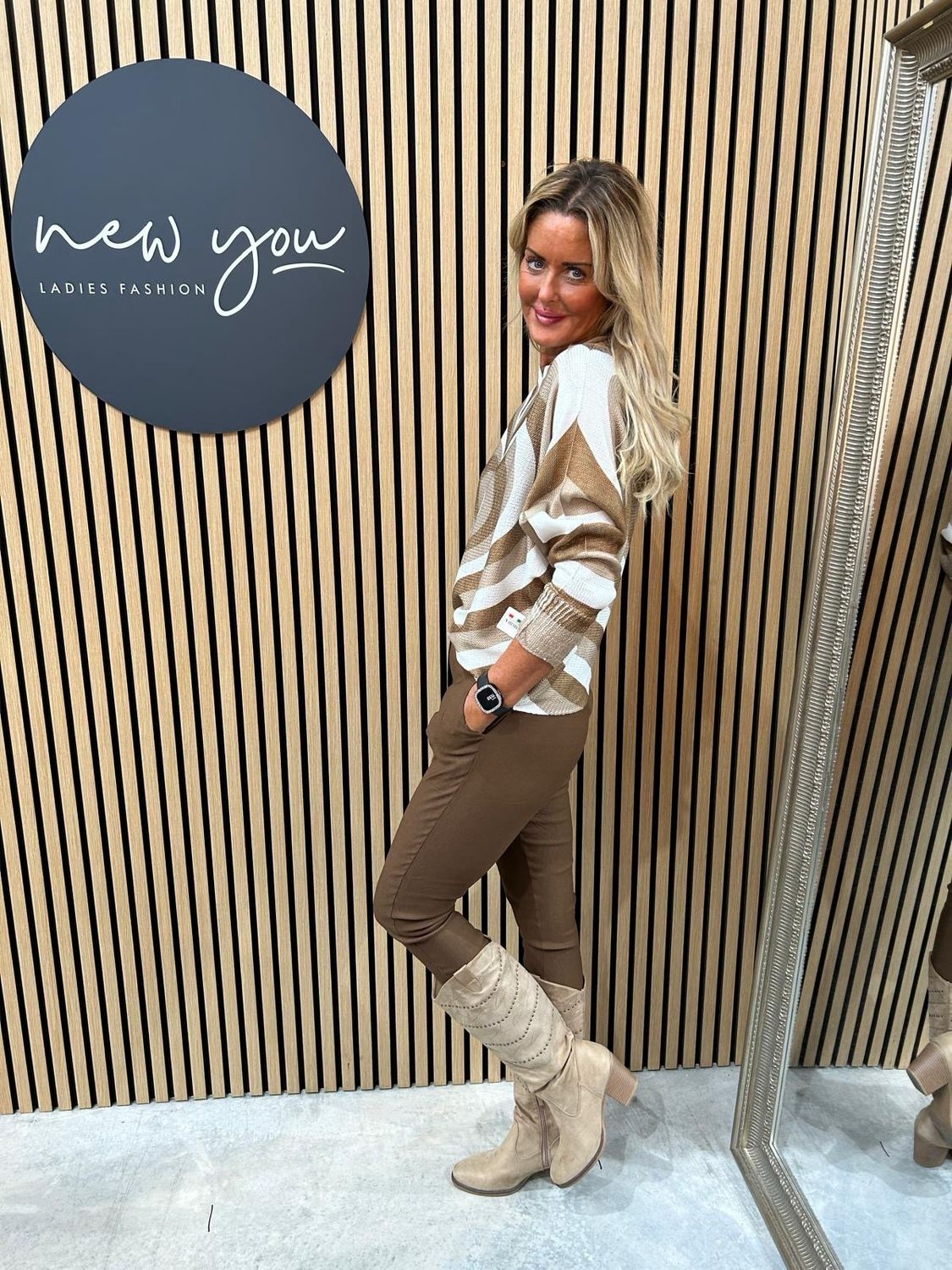 Heart Print Knit Top - Beige