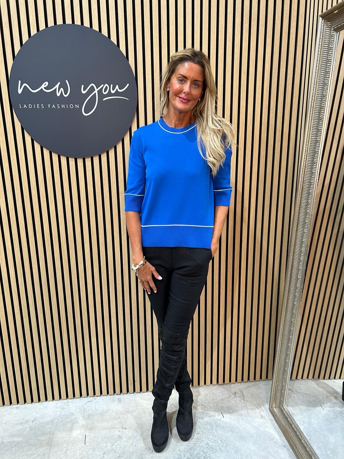 Contrast Trim Knit Top - Royal Blue