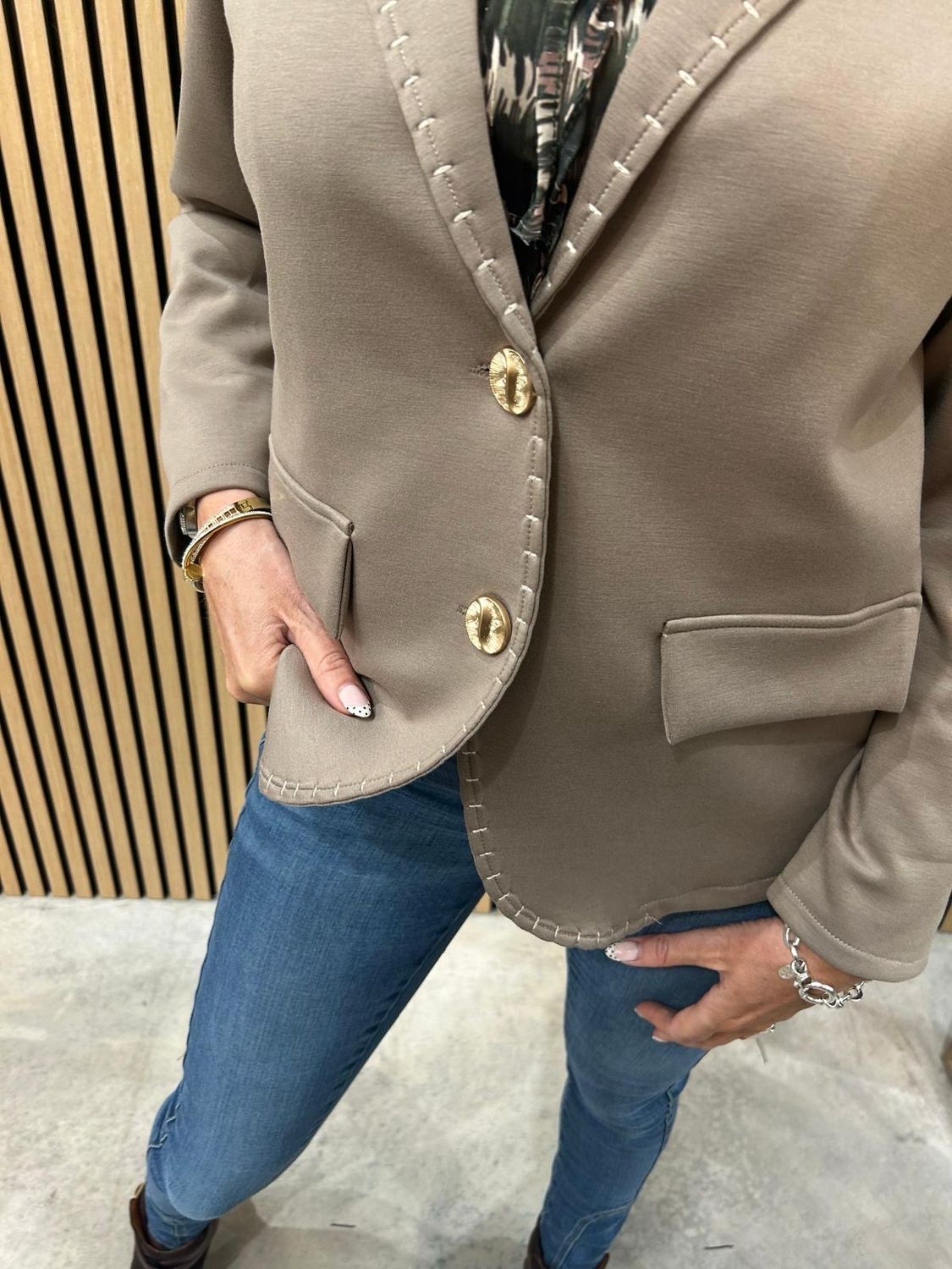 Classic Blazer - Taupe